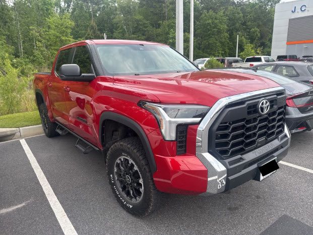 2024 Toyota Tundra SR5