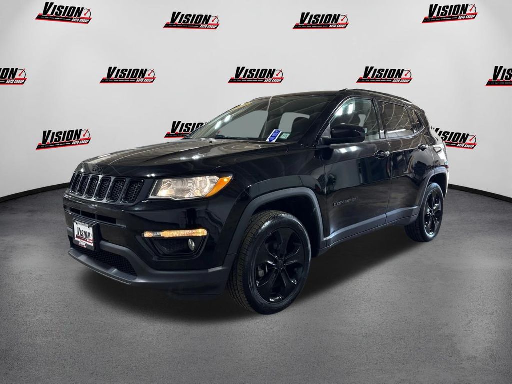 Diamond Black Crystal Pearlcoat 2020 Jeep Compass Altitude 4WD SUV / Crossover Four-Wheel Drive 9-Speed Automatic