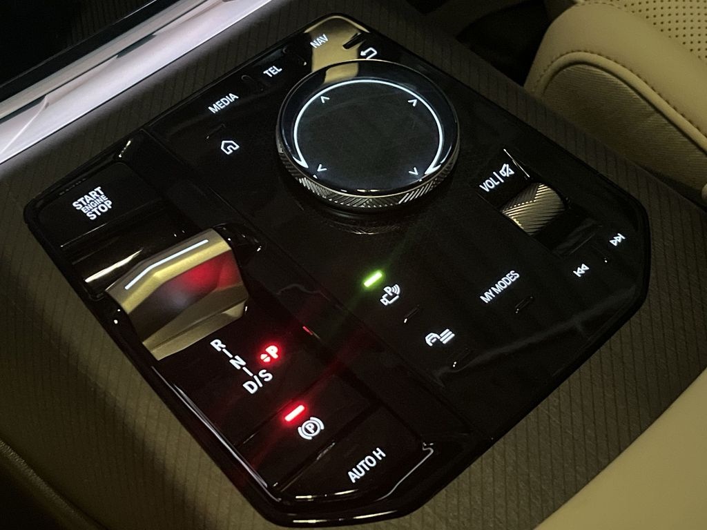 Thumbnail: 2025 BMW X3 - 20