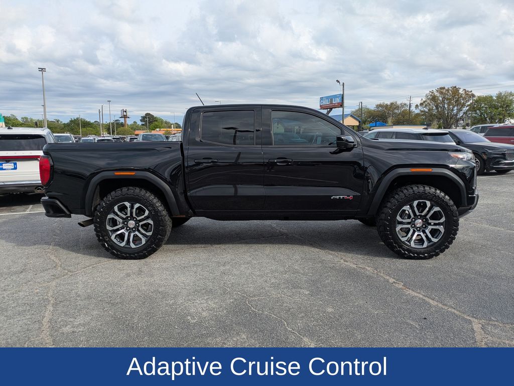 2024 GMC Canyon 4WD AT4
