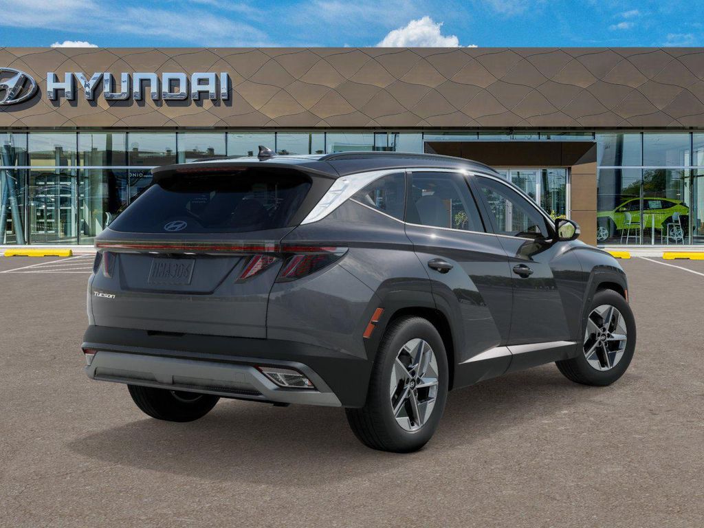 Thumbnail: 2025 Hyundai Tucson - 4