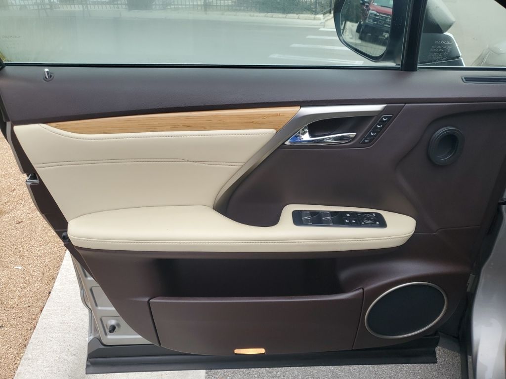 Used Car 2019 Lexus Rx  350l For Sale Under $30,000 In Austin, Texas