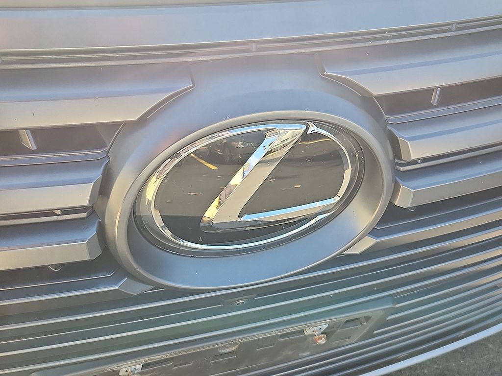 Thumbnail: 2023 Lexus LX - 4