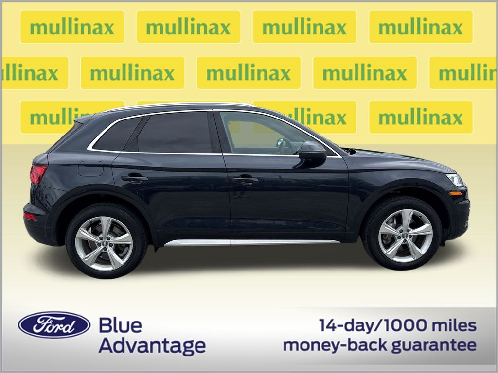 Certified Used 2020  Audi 45 Premium Plus image 2
