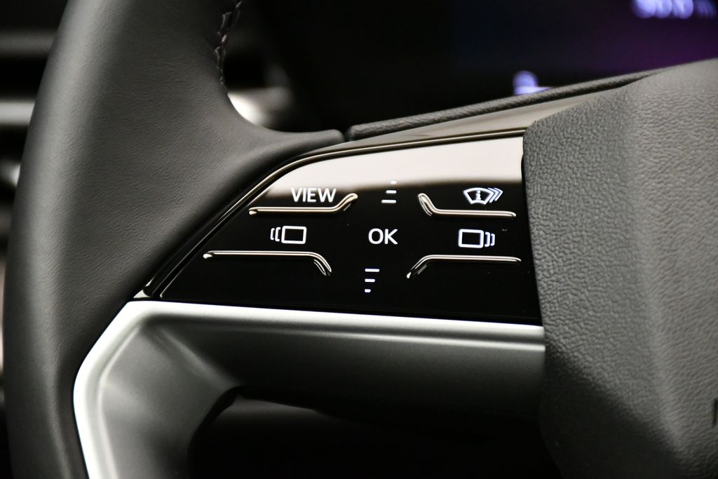 Thumbnail: 2025 Audi Q5 - 22