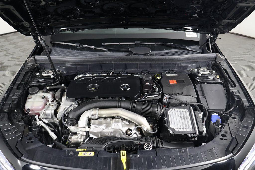 Thumbnail: 2025 Mercedes-Benz GLB - 15