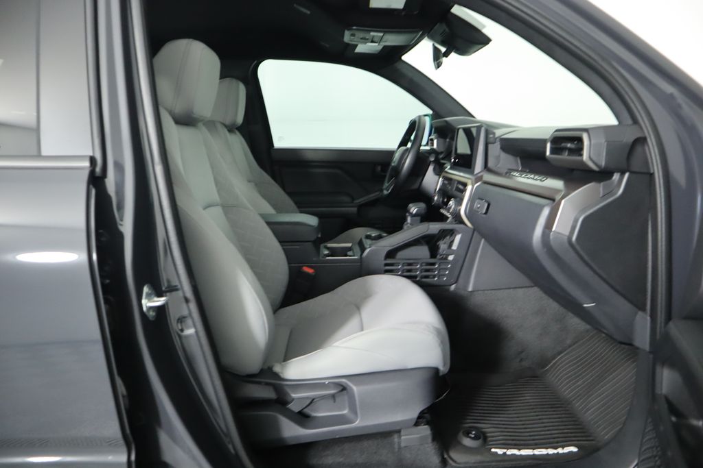 2024 Toyota Tacoma SR5 20