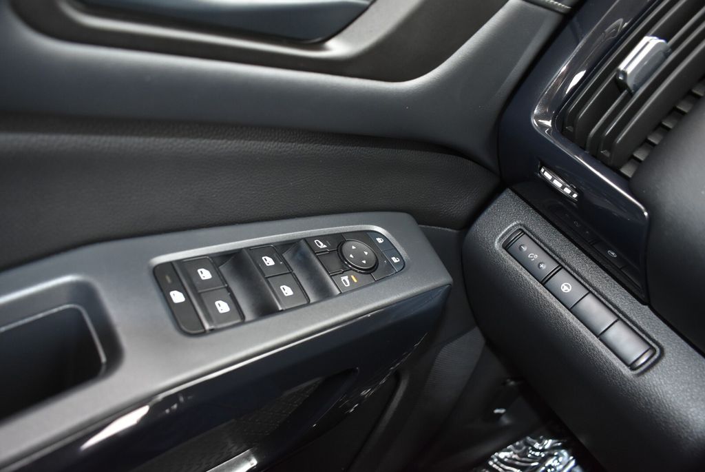 2024 Super Black Nissan Pathfinder SV FWD SUV