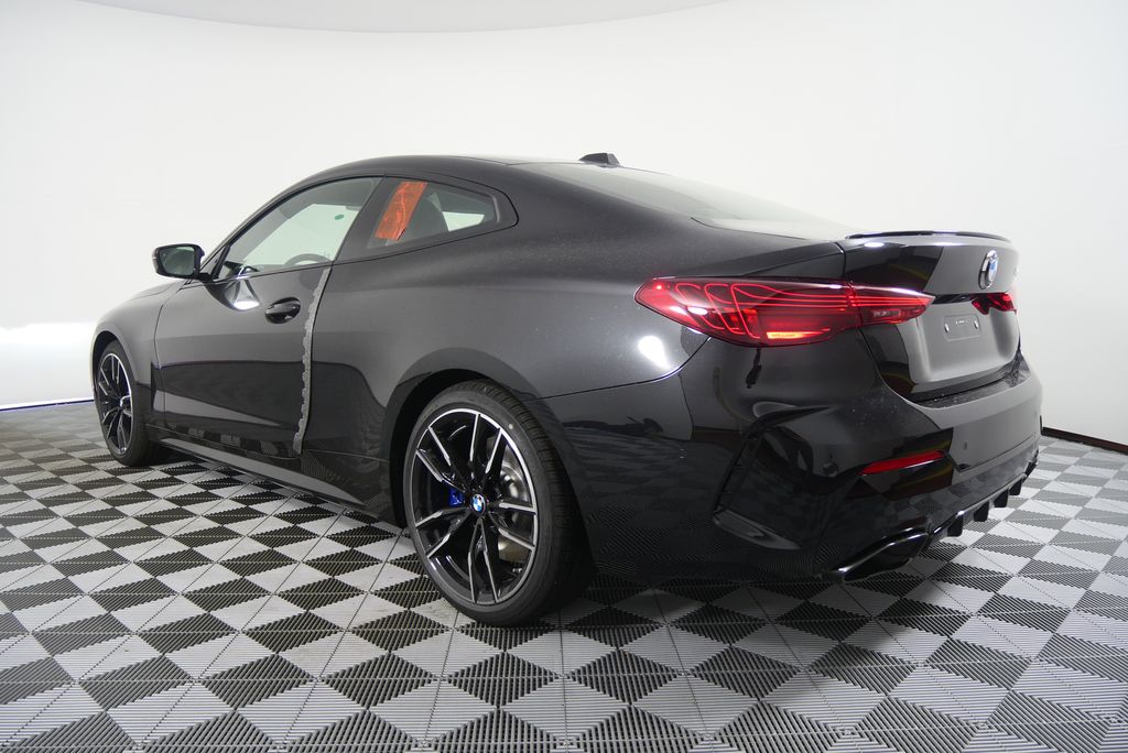 Thumbnail: 2026 BMW 4 Series - 5