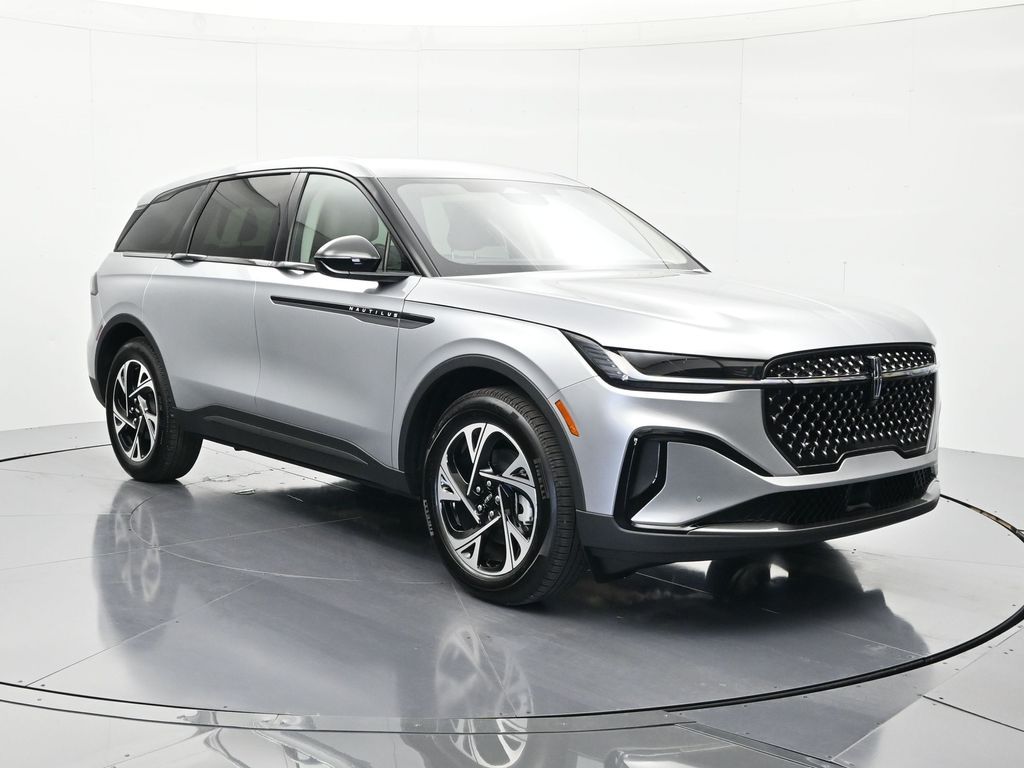 View vehicle photo 3