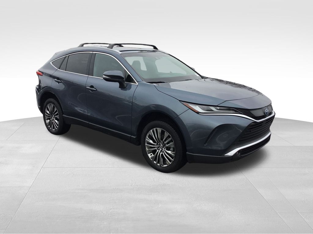 Thumbnail: 2024 Toyota Venza - 7