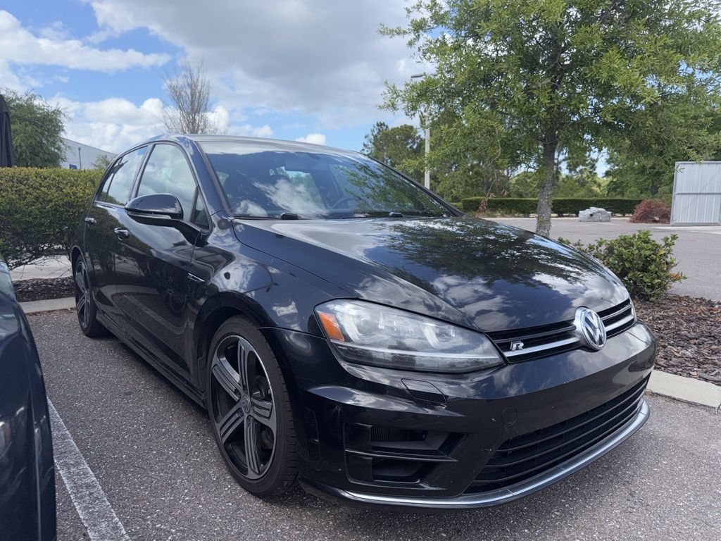 2016 Volkswagen Golf R 4-Door AWD