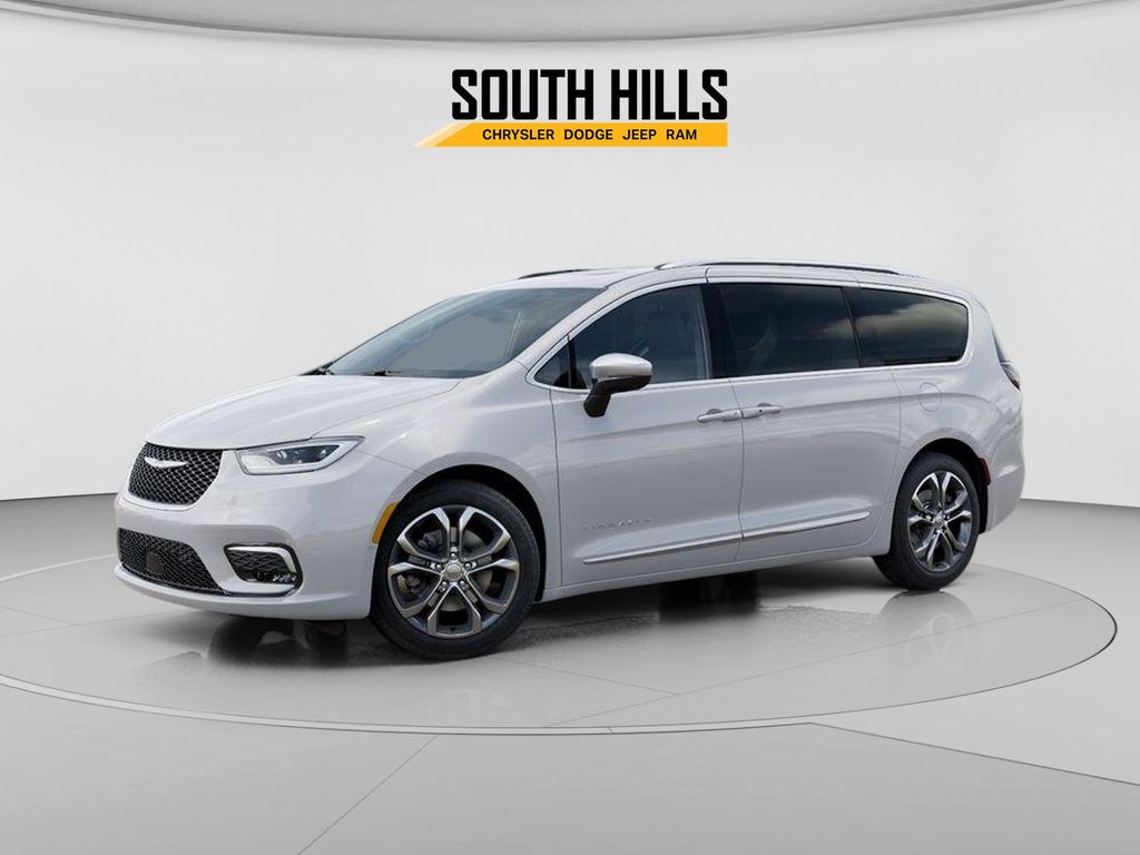 2026 Chrysler Pacifica Pinnacle White at South Hills CDJR