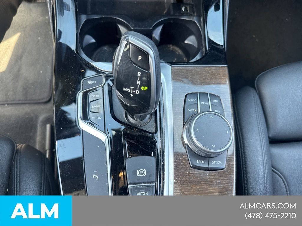 Used 2020 Silver BMW sDrive30i image 20
