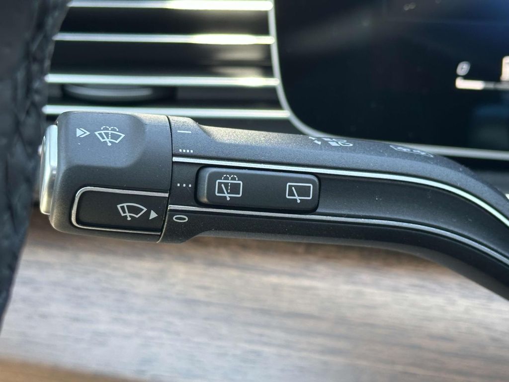 2025 Mercedes-Benz GLS 450 4MATIC 24