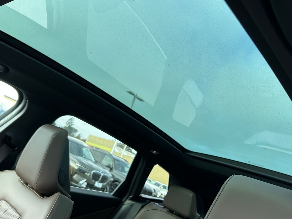 Thumbnail: 2026 BMW X3 - 16