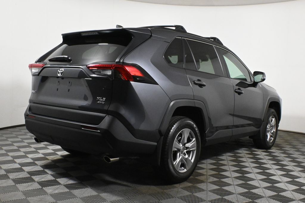 Thumbnail: 2023 Toyota RAV4 - 8