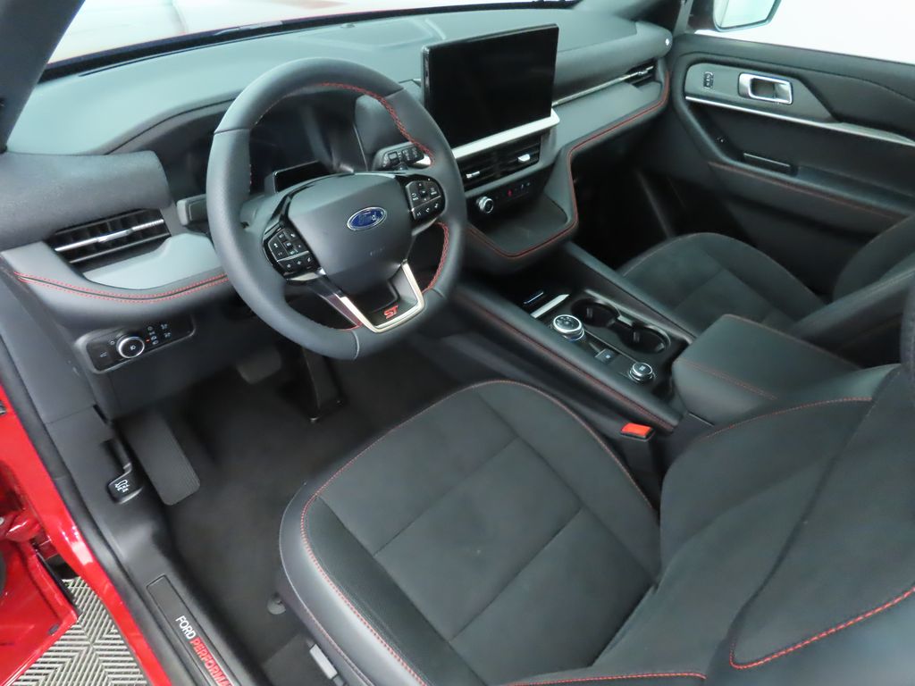 Thumbnail: 2025 Ford Explorer - 9