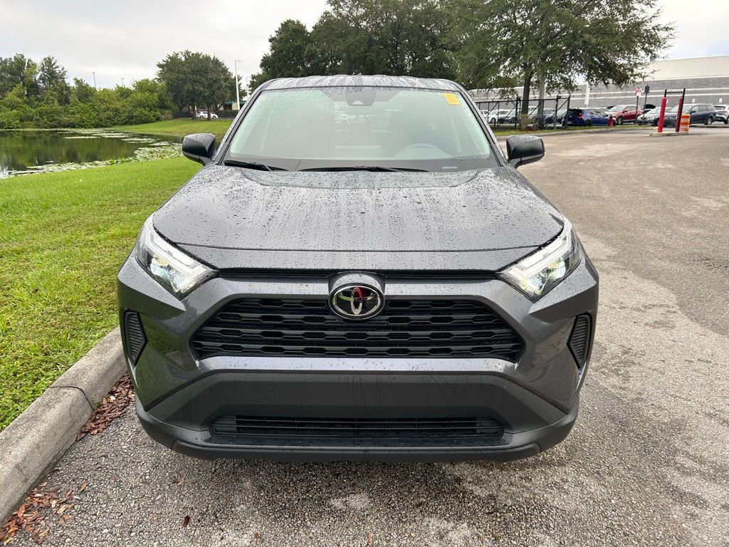 Thumbnail: 2025 Toyota RAV4 - 8
