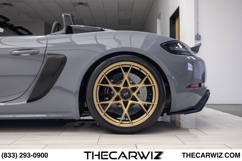 2024 Porsche 718 Spyder RS - Photo 13