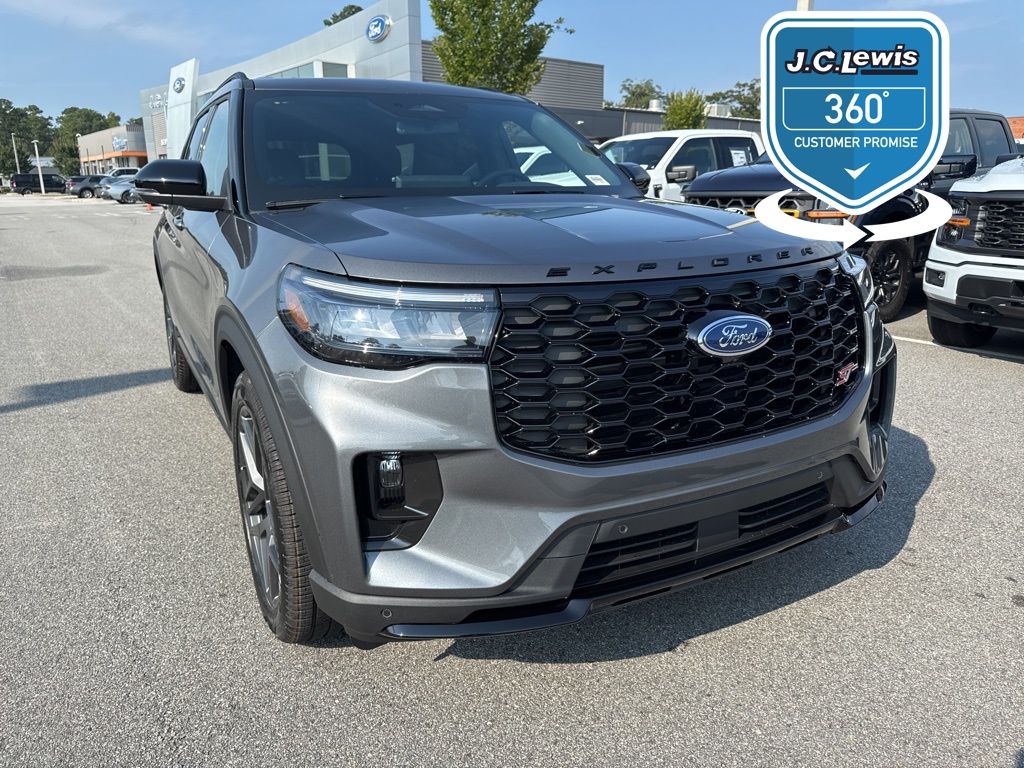 2025 Ford Explorer ST