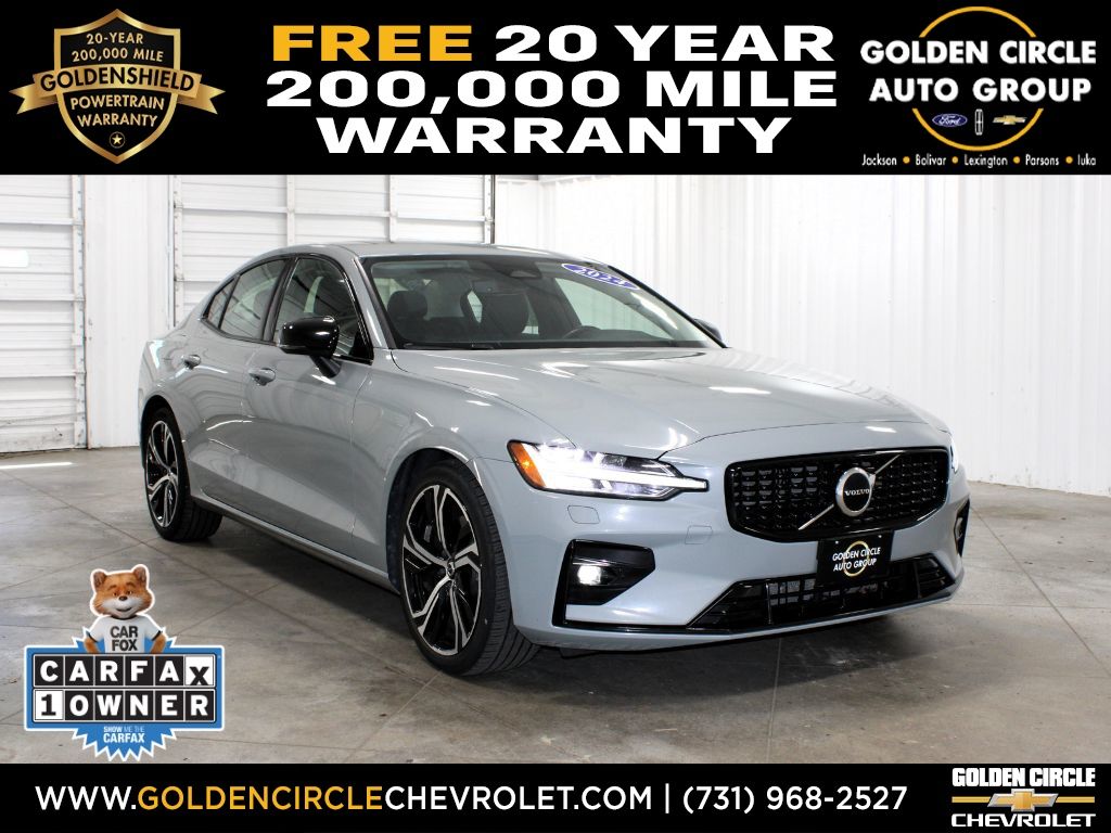 Vapour Gray Metallic 2024 Volvo S60 B5 Core Dark Theme FWD Sedan Front-Wheel Drive Automatic