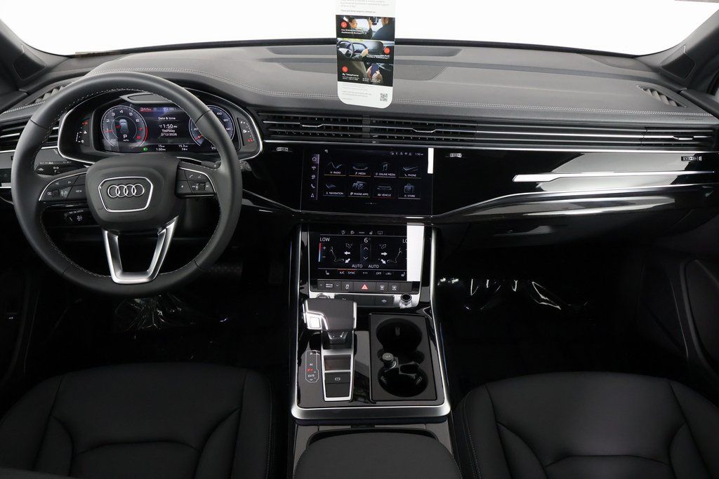 Thumbnail: 2026 Audi Q7 - 4
