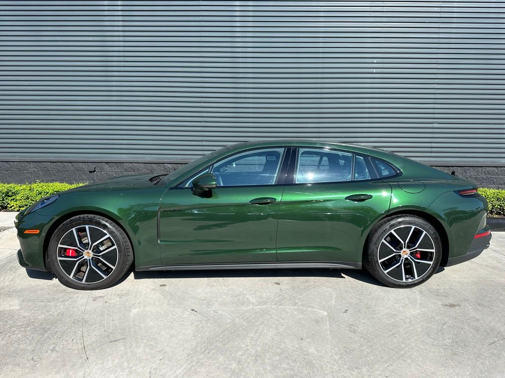 Thumbnail: 2025 Porsche Panamera - 2