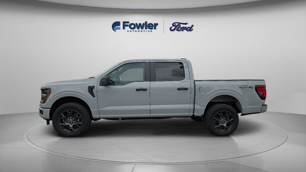 View vehicle photo 4