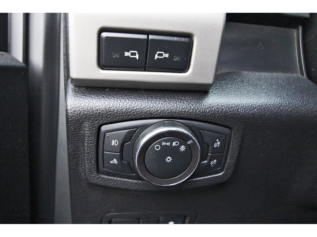 2018 Ford F-250SD Lariat White at Emmons Autoplex