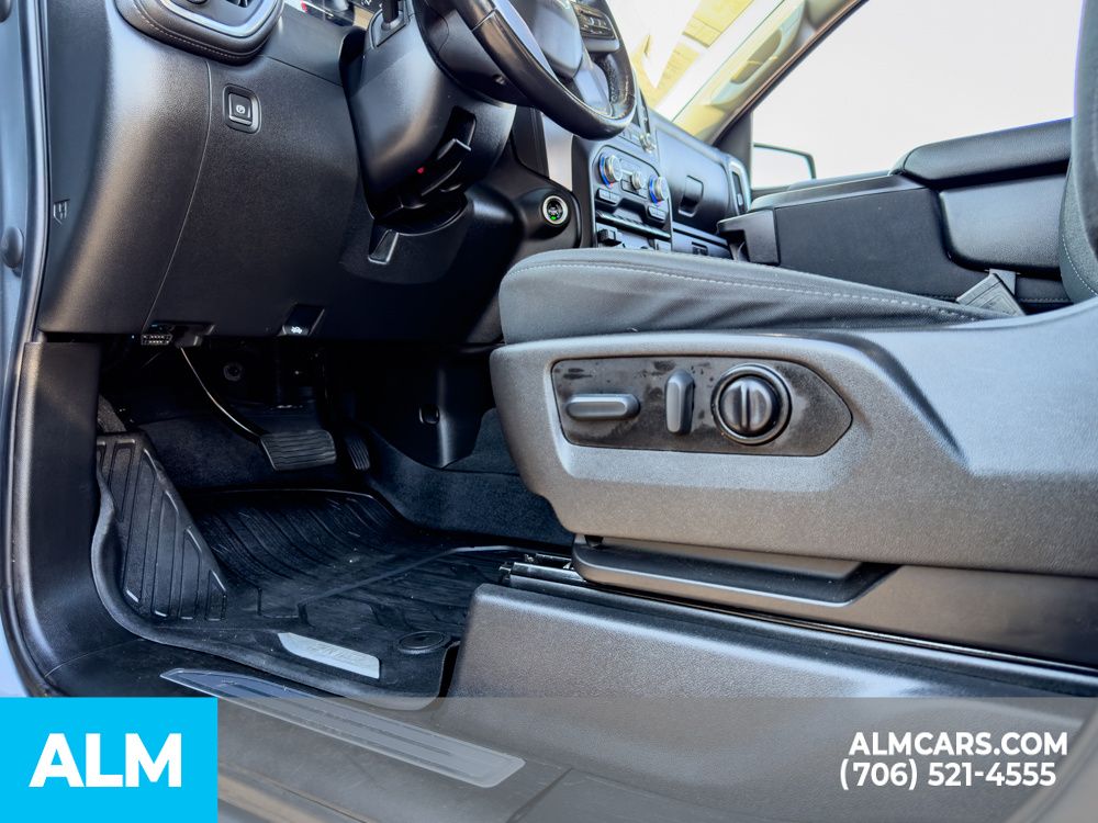Used 2021  GMC Elevation image 15