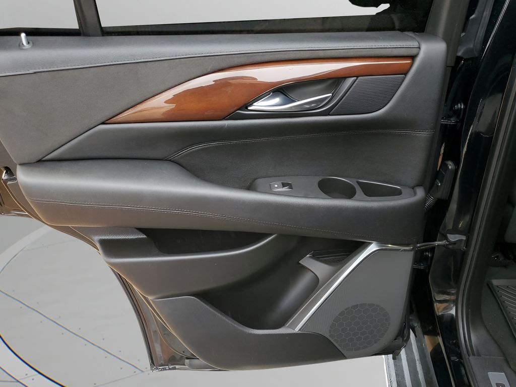 Used Car 2018 Cadillac Escalade  Luxury For Sale Under $30,000 In Austin, Texas