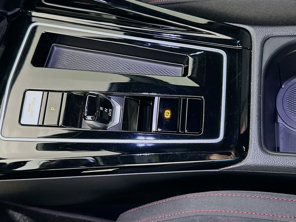 Thumbnail: 2024 Volkswagen Golf - 16