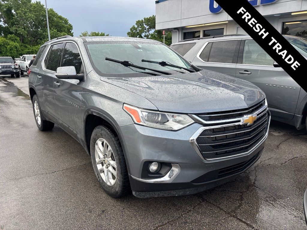 Gray (Satin Steel Metallic) 2021 Chevrolet Traverse LT Cloth FWD SUV / Crossover Front-Wheel Drive 9-Speed Automatic