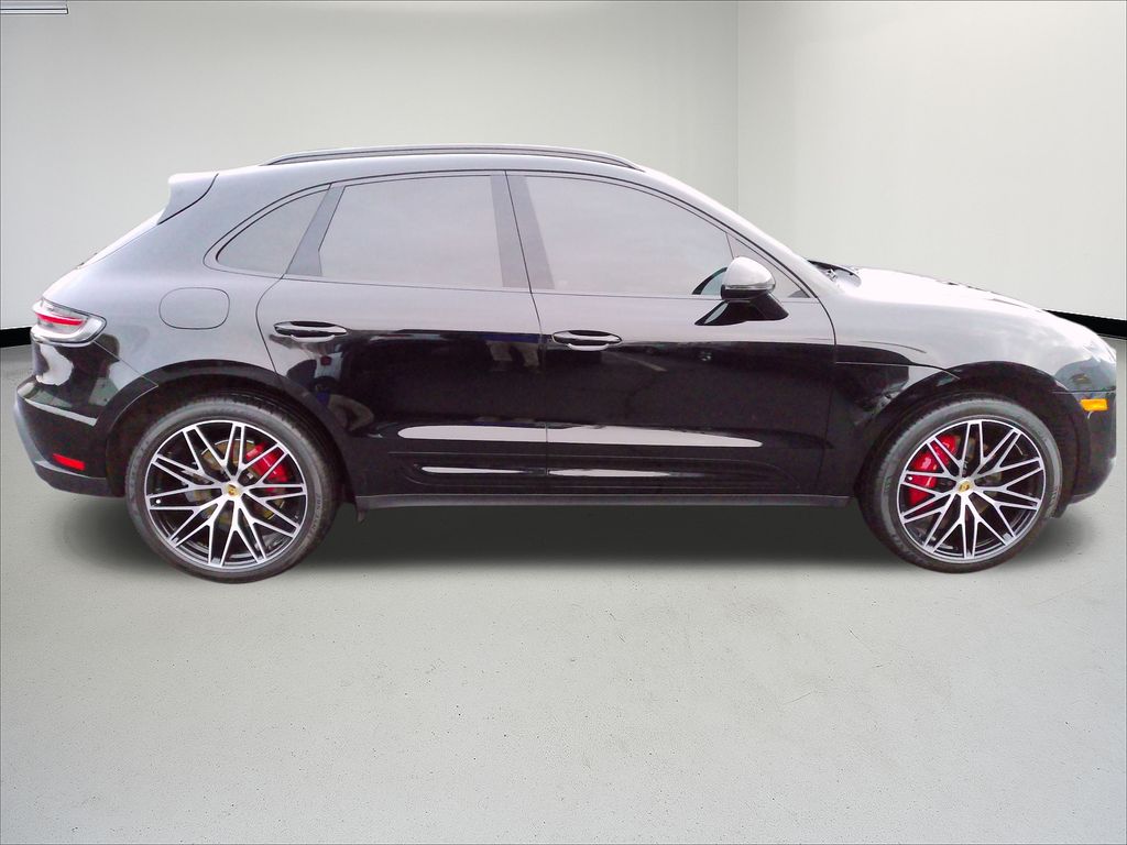 Thumbnail: 2023 Porsche Macan - 6