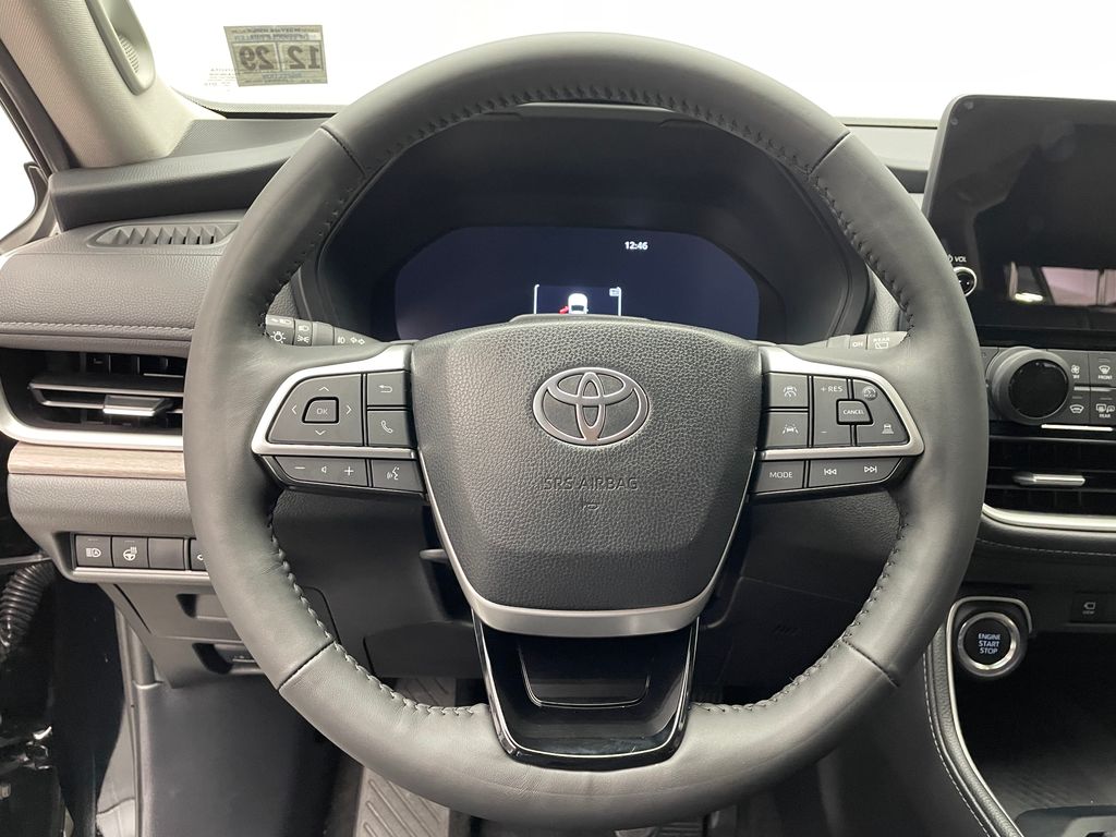 Thumbnail: 2024 Toyota Grand Highlander - 21