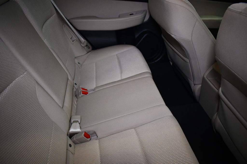 Thumbnail: 2016 Subaru Outback - 32