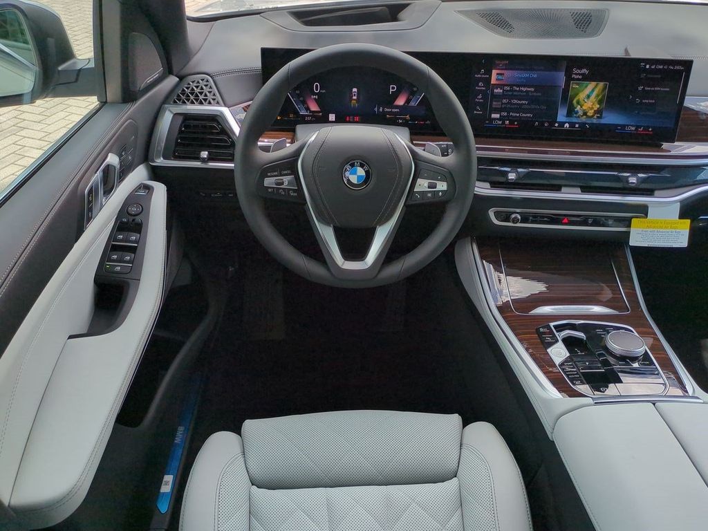 New 2026 White BMW xDrive40i image 16