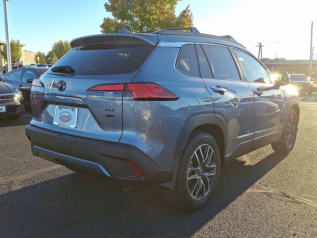 Thumbnail: 2026 Toyota Corolla Cross - 4