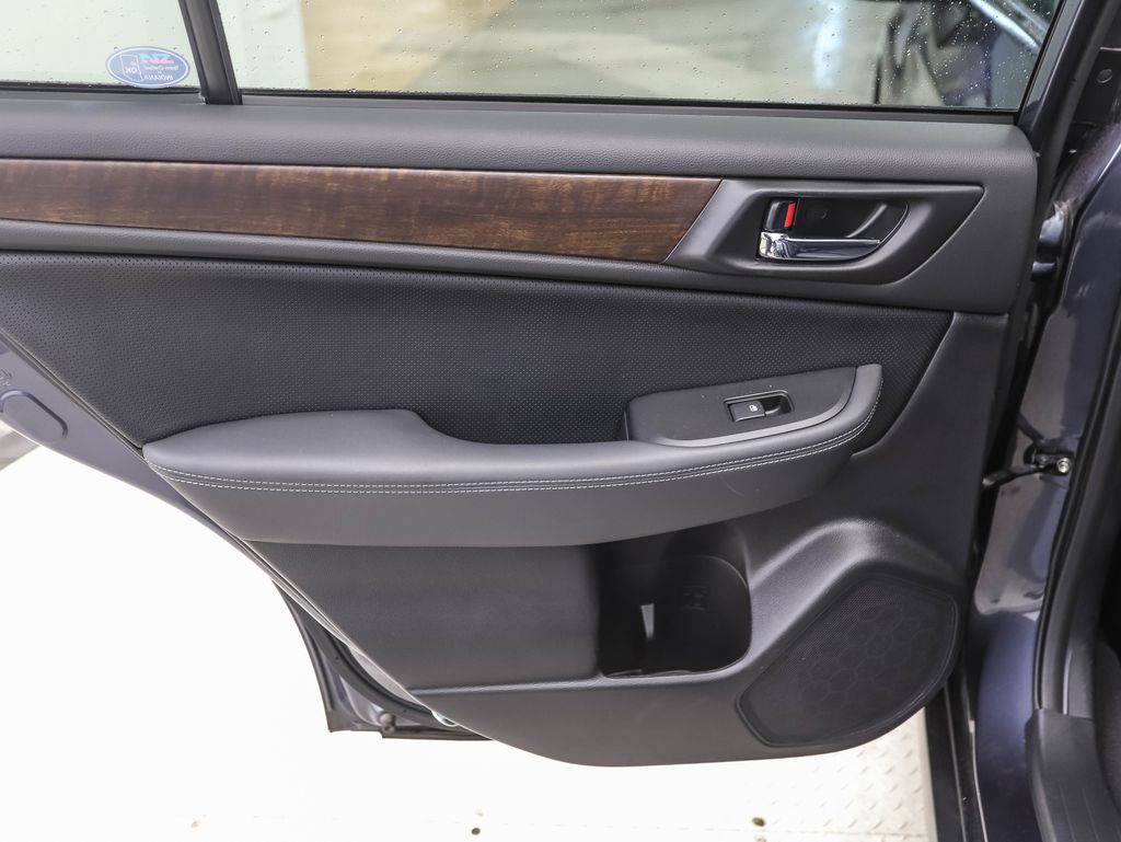 2017 Subaru Outback 2.5i Limited 19