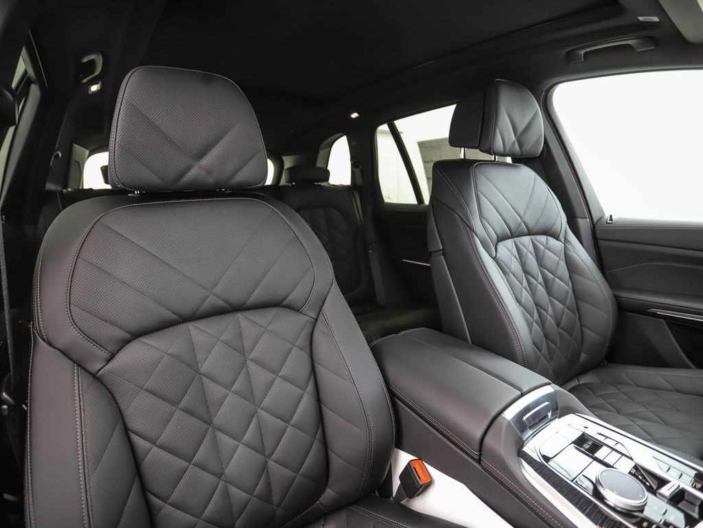 Thumbnail: 2026 BMW X5 - 32