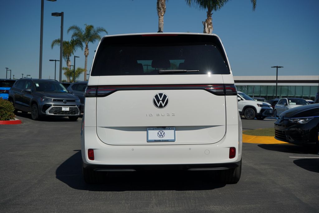 Thumbnail: 2025 Volkswagen ID.Buzz - 4