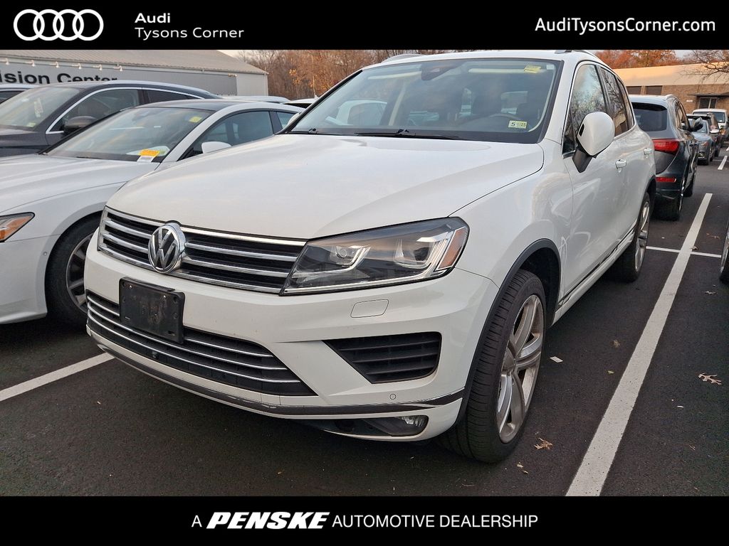 2017 Volkswagen Touareg Executive -
                Vienna, VA