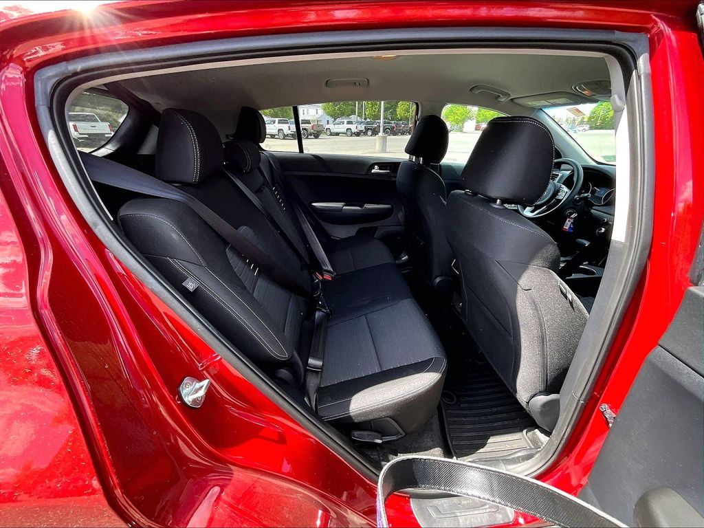 2020 Kia Sportage — photo 16