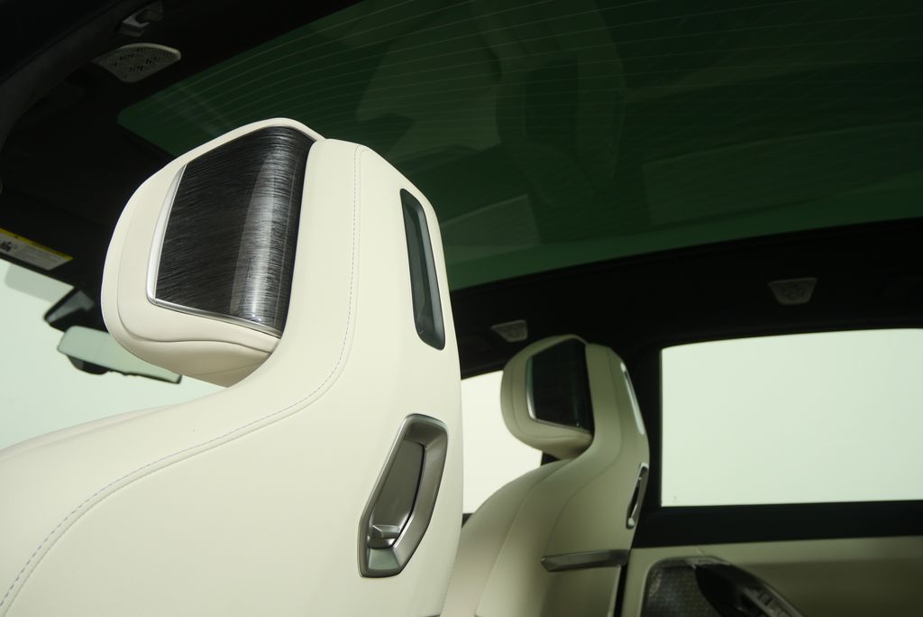 Thumbnail: 2026 BMW 7 Series - 18
