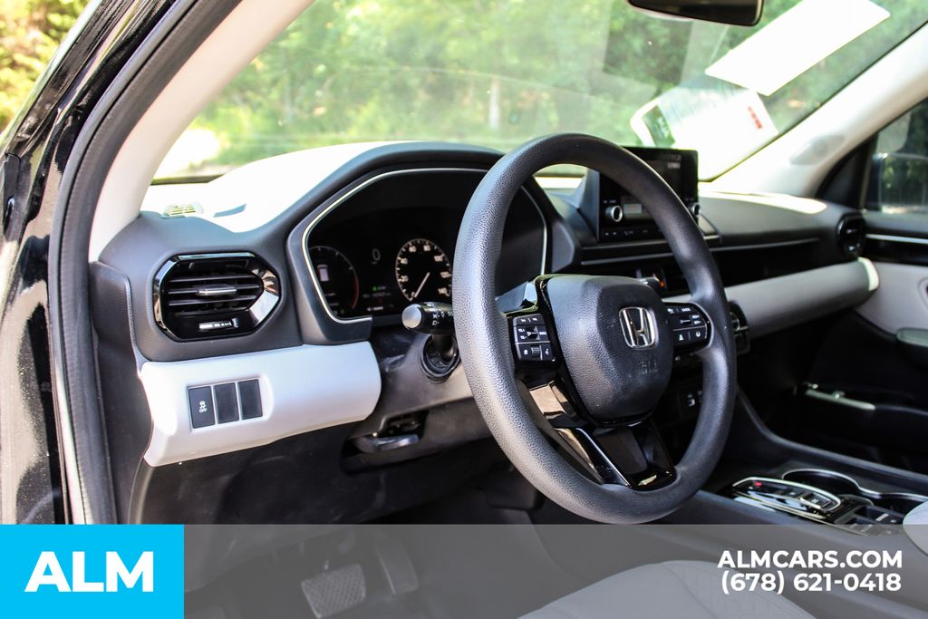 Used 2024 Black Honda LX image 21