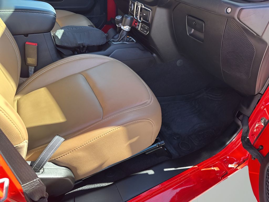 Used Car 2020 Jeep Gladiator  Rubicon For Sale Under $35,000 In Austin, Texas