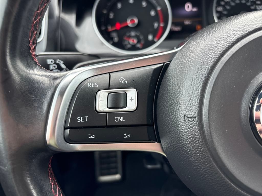 2015 Deep Black Pearl Volkswagen Golf GTI Autobahn FWD Hatchback