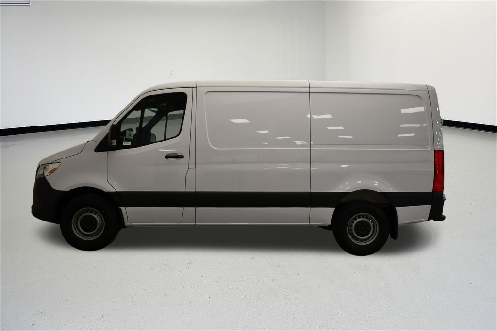 Thumbnail: 2026 Mercedes-Benz Sprinter - 2