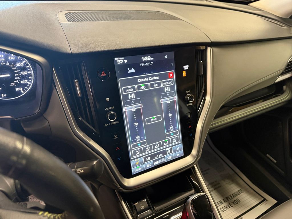 2024 Subaru Outback Onyx Edition photo